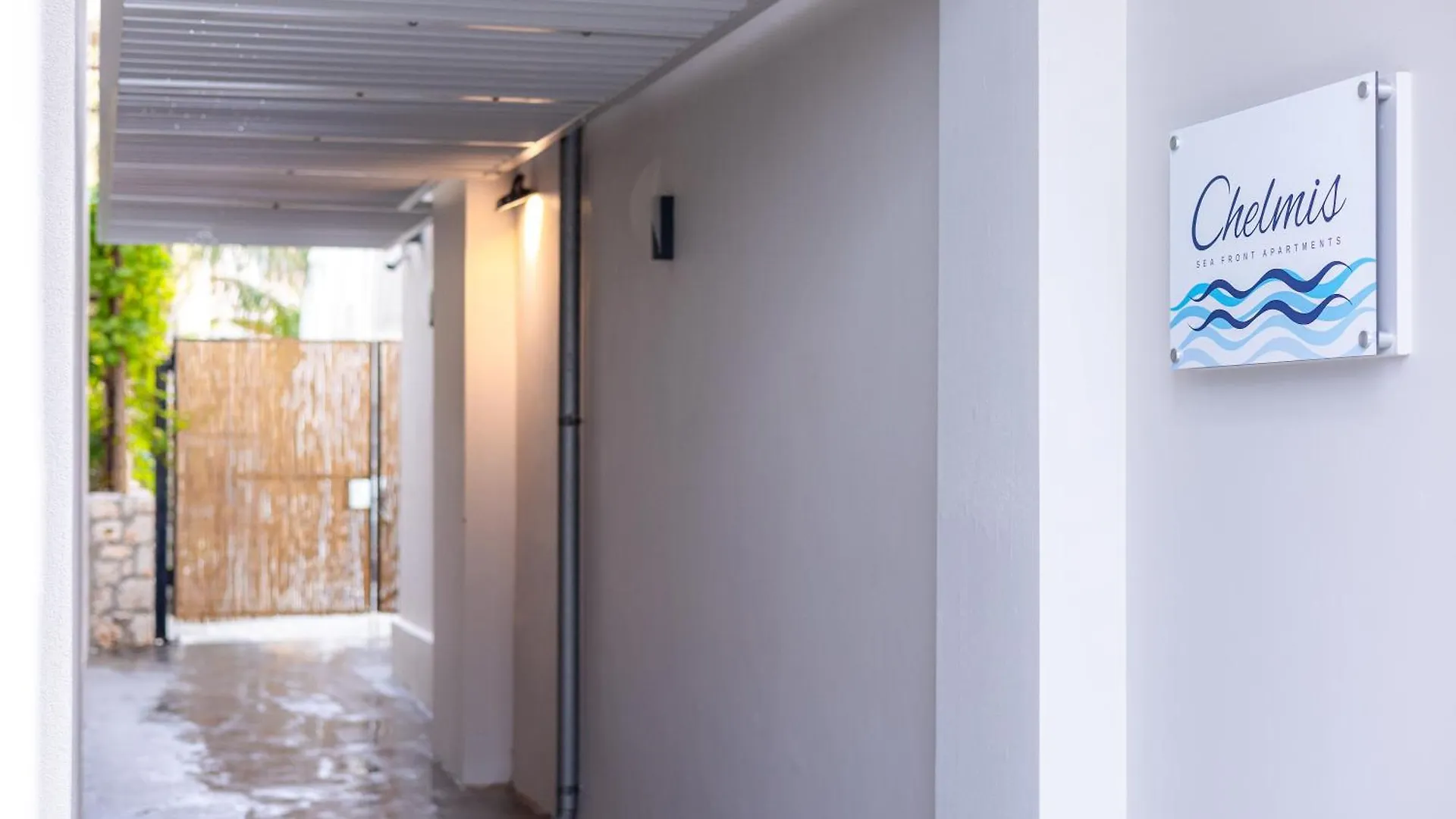 Chelmis Sea Front Apartments - Oceanis Argostoli   Argostoli (Kefalonia)